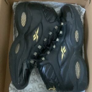 Nice with FLAWS Iverson’s sz14